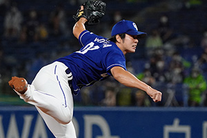 延長10回裏に登板、プロ初セーブを挙げた木下雄投手