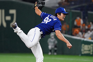 7回裏に今季初登板、1イニングを無失点に抑えた木下雄投手