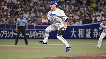 6回から登板、2イニングを無失点に抑えた岡野投手