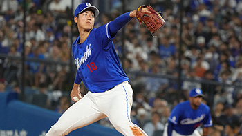 先発し6イニングを2安打1失点に抑えた梅津投手