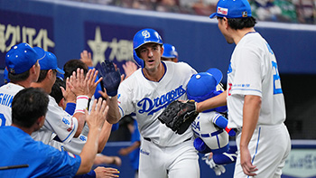 4回、逆転の3ランホームランを放ったボスラー選手