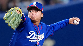 9回に登板し、三者凡退に抑えた近藤投手