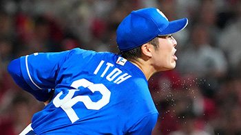 6回に登板、2イニングを投げ無失点のピッチングの伊藤投手