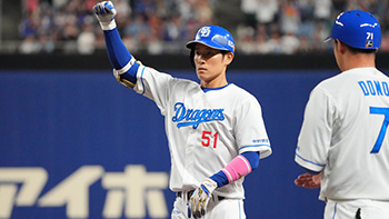 3回裏2死二塁、右前タイムリーを放った上林選手