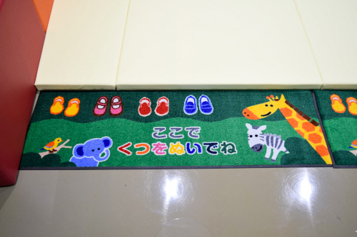 Kids Room 靴脱ぎ場