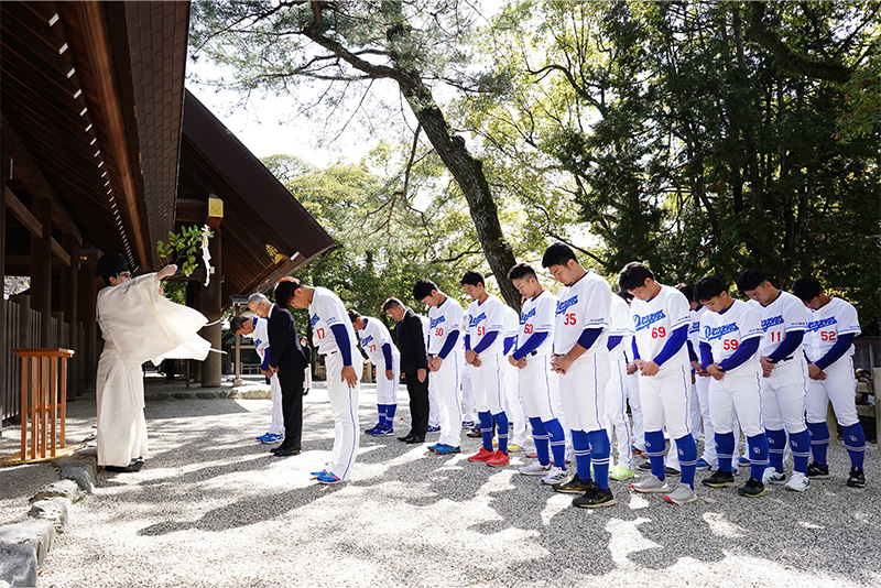 熱田神宮を参拝