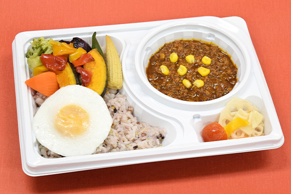 勝夏野菜のキーマカレー