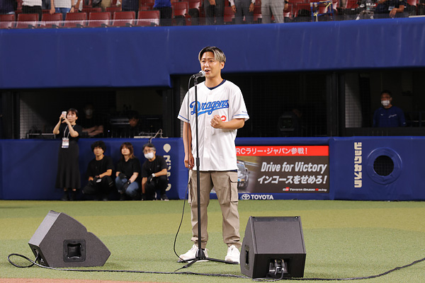 大野雄大さんによる国歌独唱