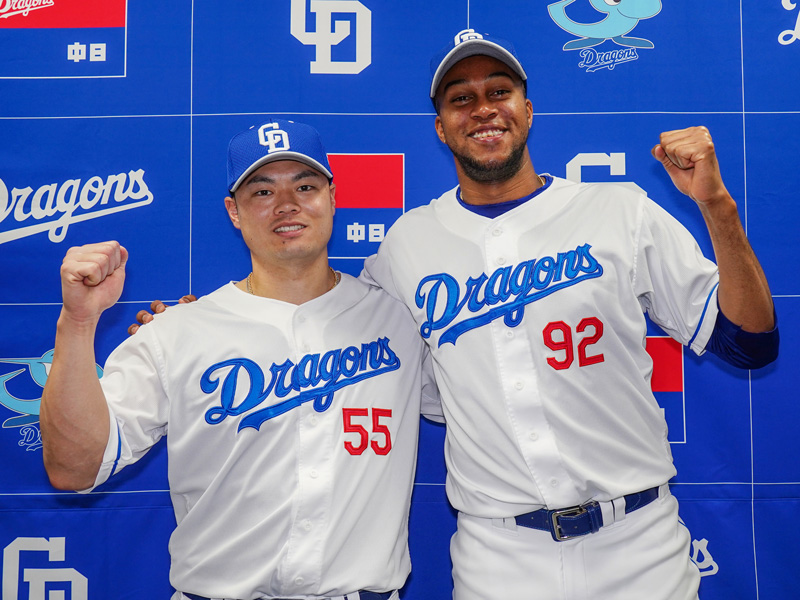 マルティネス投手、細川選手