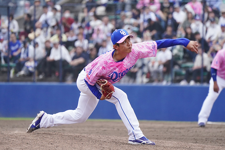 岡田投手