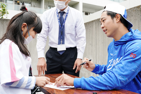 選手サイン会 髙橋宏投手