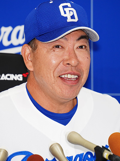 井上監督