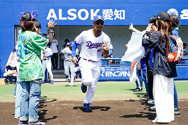 試合前スタメン花道 ブライト選手