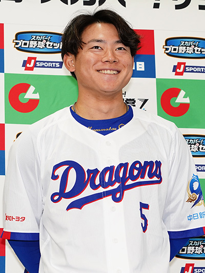 村松開人選手が3、4月度スカパー!サヨナラ賞を受賞